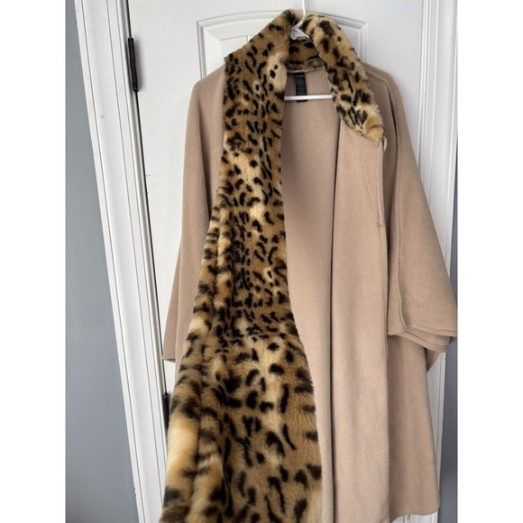 East 5th Brown Cheetah - Faux Fur Coat One Size - Picture 3 of 4